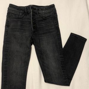 Women’s jeans